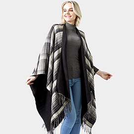 Reversible Plaid Check Patterned Tassel Cape Poncho