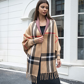 Checkered Pattern Tassel Shawl Poncho