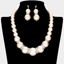 Chunky Pearl Necklace