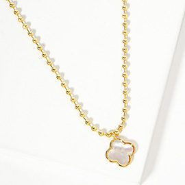 Gold Dipped Mother Of Pearl Quatrefoil Pendant Bubble Chain Necklace