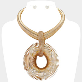 Pearl Inside Metal Wire Statement Necklace